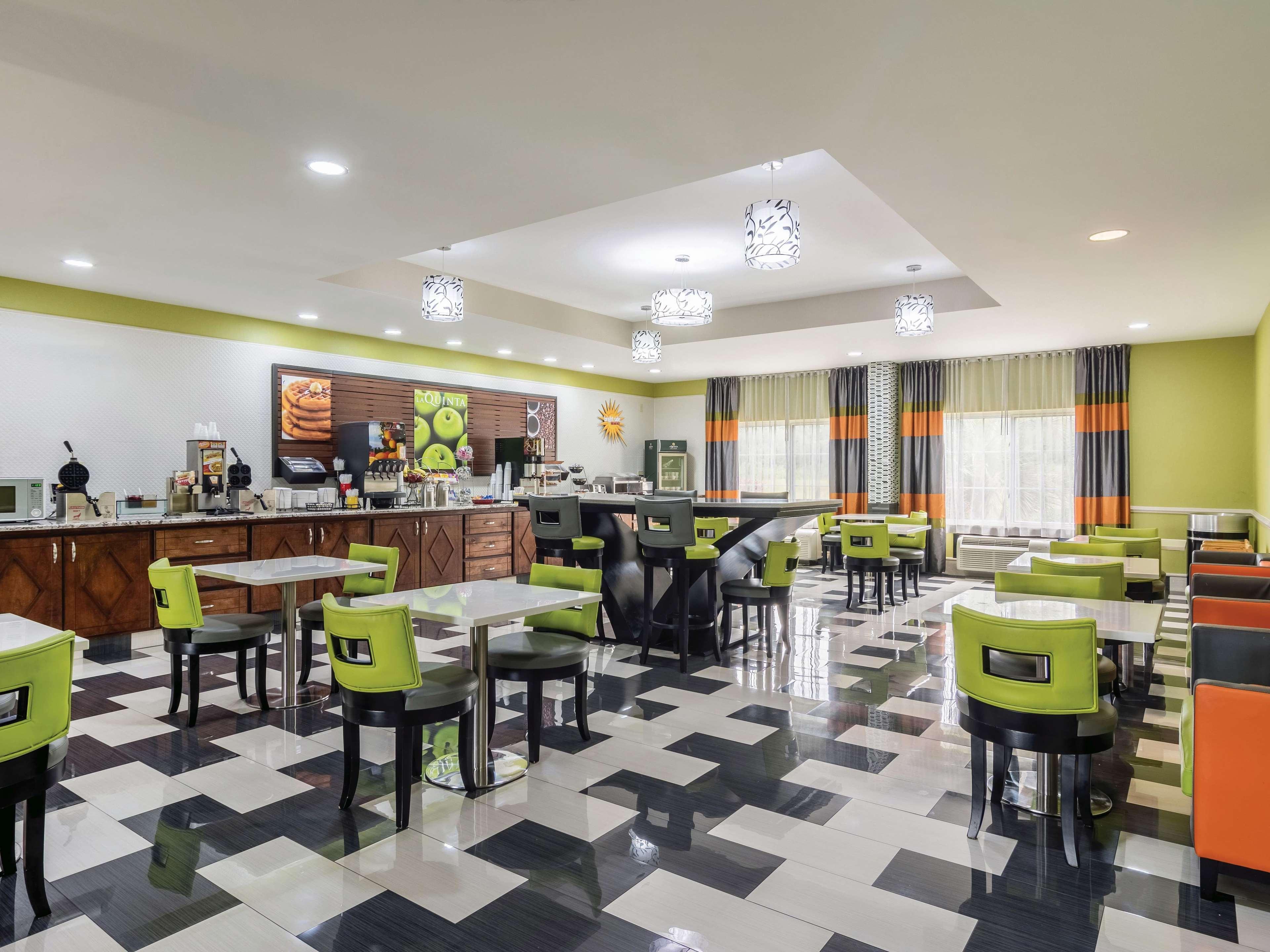 La Quinta By Wyndham Prattville Exteriör bild